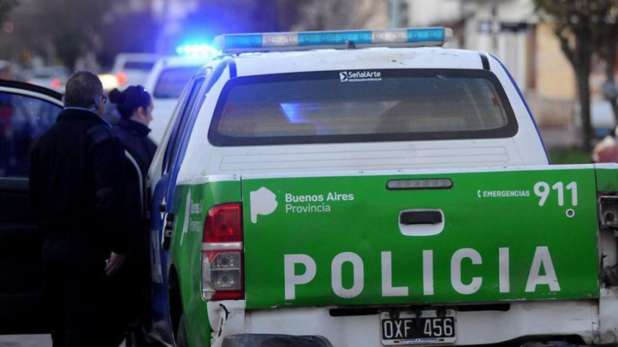 Efectivos de la Polica Bonaerense detuvieron a un hombre en Merlo acusado por el femicidio de su mujer Foto Archivo