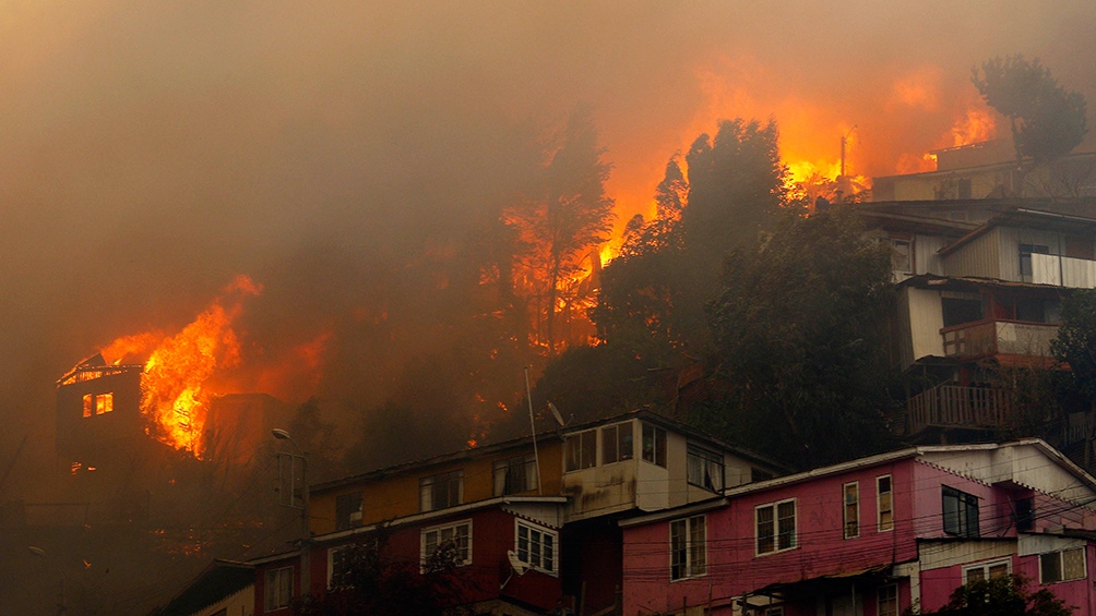 Siguen activos 165 focos de incendio en Chile y ya se consumieron 26 mil hectreas Foto Archivo